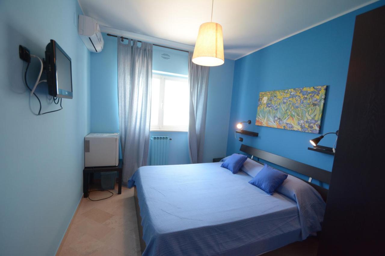 B&B La Baia Sea Rooms Bisceglie Exterior foto
