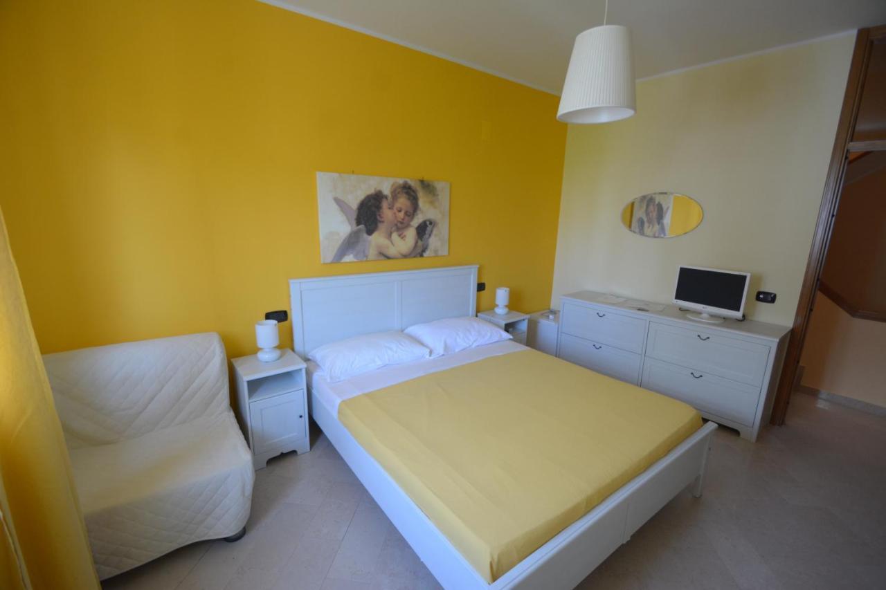 B&B La Baia Sea Rooms Bisceglie Exterior foto